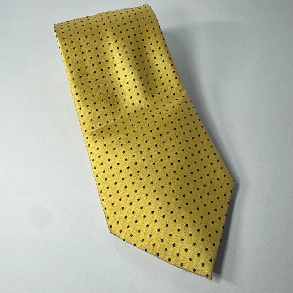 Van Heusen Men's Yellow Silk Polka Dot‎ Necktie Navy Blue Dots Stain Resistant